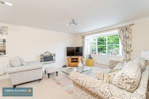 Living Room- click for photo gallery